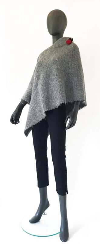 GHD_Poncho_grau_VS-422x1024